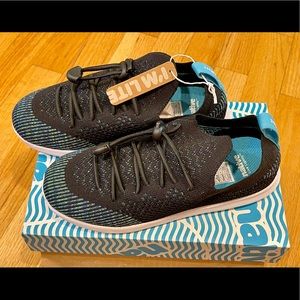 Native AP Mercury Liteknit Sneakers size J3